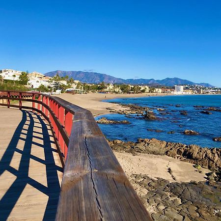 La Cala Beach Home - Beachfront Few Steps Away From Sandy Beach Ла-Кала-де-Михас Экстерьер фото
