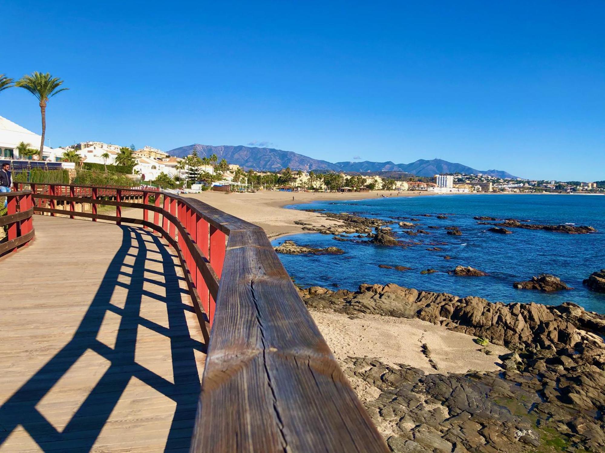 La Cala Beach Home - Beachfront Few Steps Away From Sandy Beach Ла-Кала-де-Михас Экстерьер фото