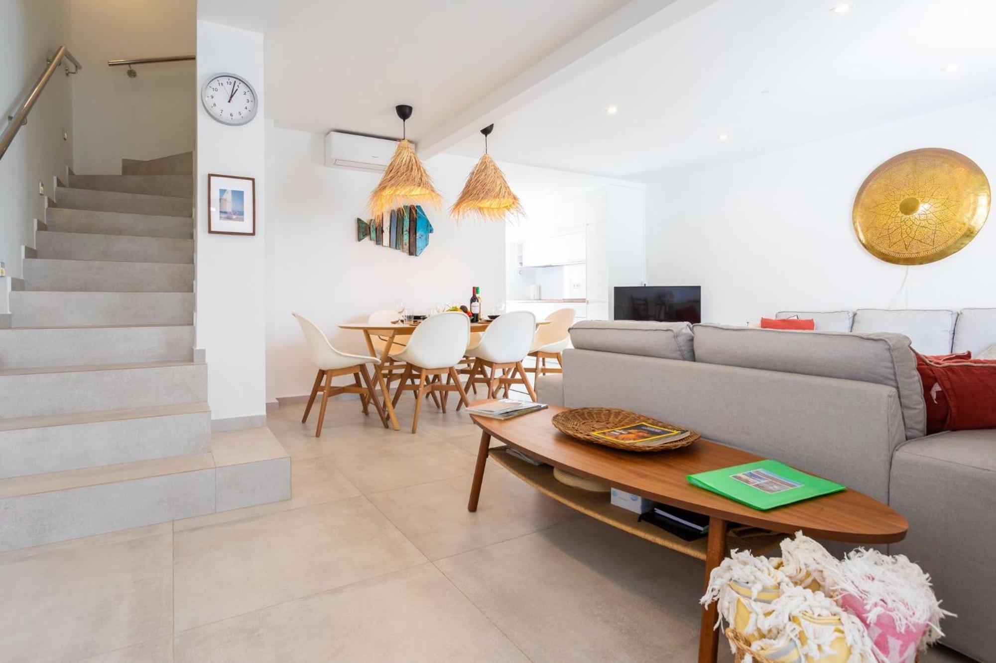 La Cala Beach Home - Beachfront Few Steps Away From Sandy Beach Ла-Кала-де-Михас Экстерьер фото