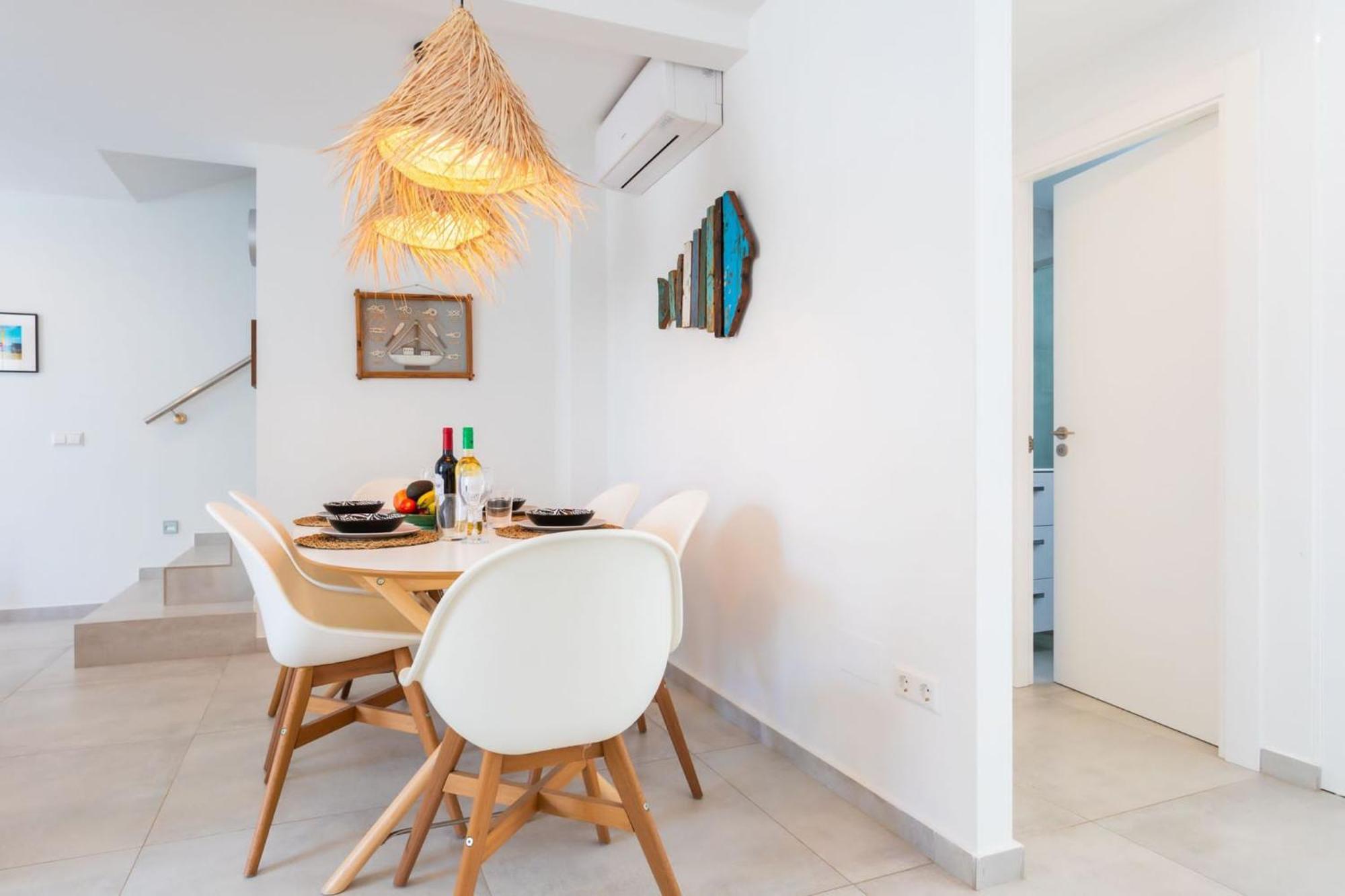 La Cala Beach Home - Beachfront Few Steps Away From Sandy Beach Ла-Кала-де-Михас Экстерьер фото
